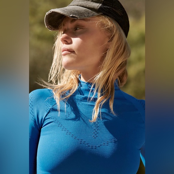 FREE PEOPLE movement Good Karma High-Neck Layer TOP - Picture 4 of 9